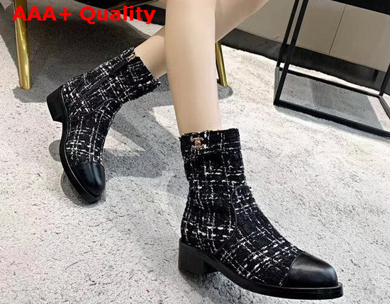 Chanel Ankle Boots Tweed and Calfskin Black and White G36763 Replica