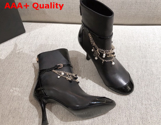 Chanel Ankle Boots in Black Calf Leather and Patent Leather with Chain Details Replica