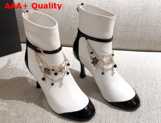 Chanel Ankle Boots in White Calf Leather and Patent Leather with Chain Details Replica