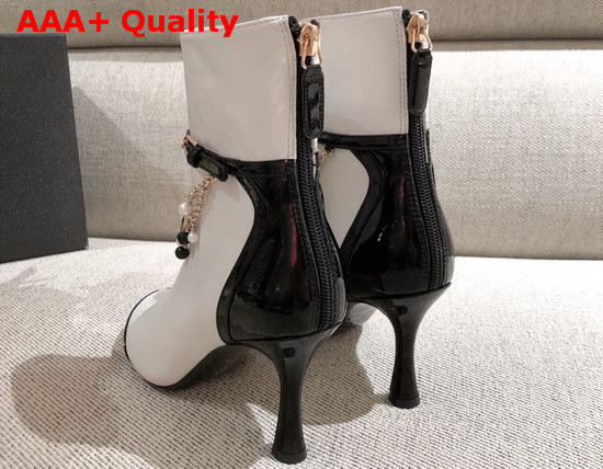 Chanel Ankle Boots in White Calf Leather and Patent Leather with Chain Details Replica