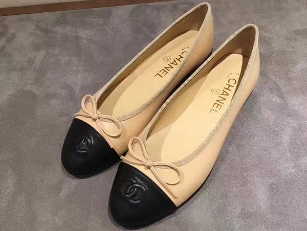 Chanel Ballerinas Lambskin Beige and Black For Sale