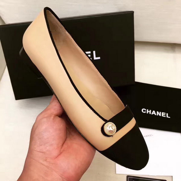 Chanel Ballerinas Lambskin and Grosgrain Beige and Black For Sale