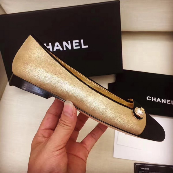 Chanel Ballerinas Metallic Calfskin and Grosgrain Gold and Black For Sale