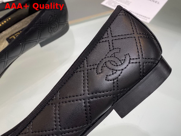 Chanel Ballet Flats in Black Lambskin and Patent Calfskin G40110 Replica