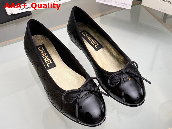 Chanel Ballet Flats in Black Lambskin and Patent Calfskin G40110 Replica