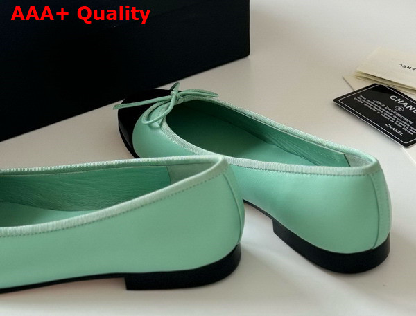 Chanel Ballet Flats in Lambskin Green and Black Replica