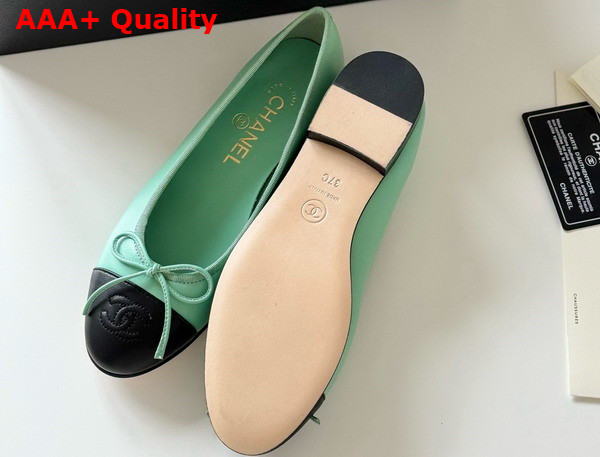 Chanel Ballet Flats in Lambskin Green and Black Replica