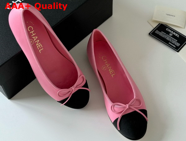 Chanel Ballet Flats in Lambskin and Grosgrain Pink and Black Replica