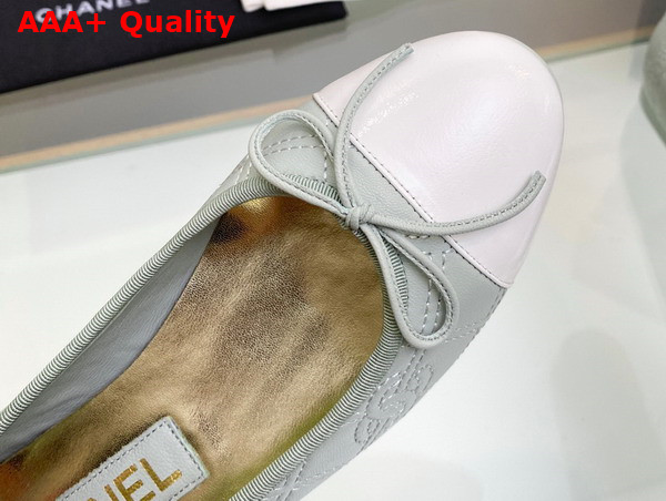 Chanel Ballet Flats in Light Blue Lambskin and White Patent Calfskin G40110 Replica