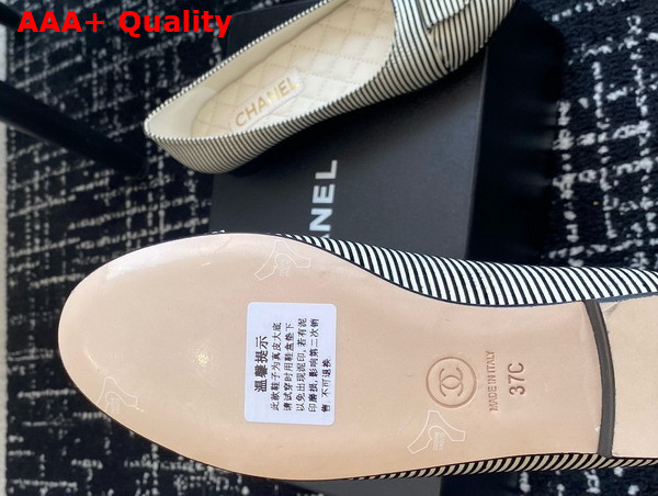 Chanel Ballet Flats in Stripe Fabric Black and White G45879 Replica