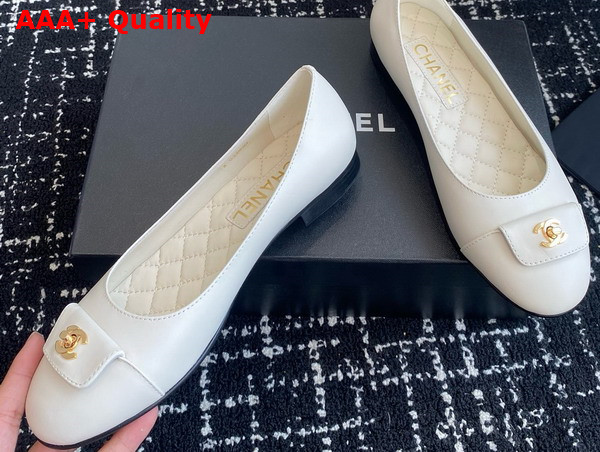 Chanel Ballet Flats in White Lambskin G45879 Replica