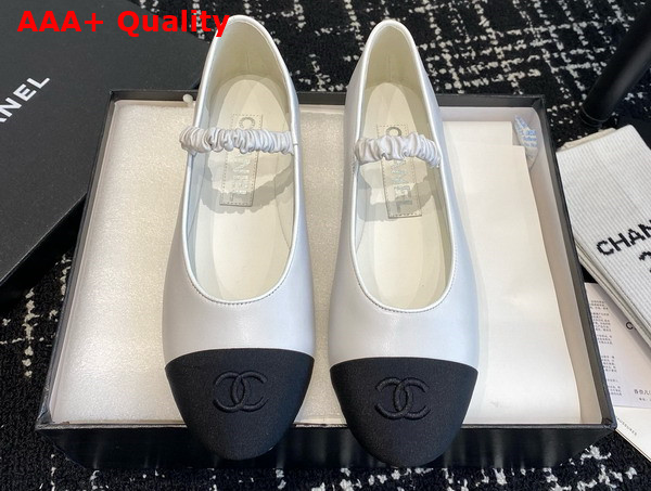 Chanel Ballet Flats in White Lambskin and Grosgrain Replica