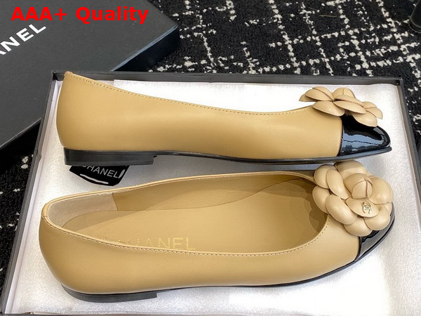 Chanel Ballet Flats with Flower in Beige Lambskin Replica