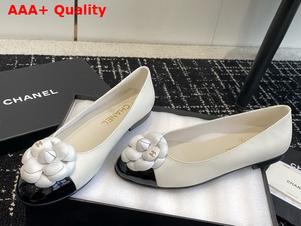 Chanel Ballet Flats with Flower in White Lambskin Replica