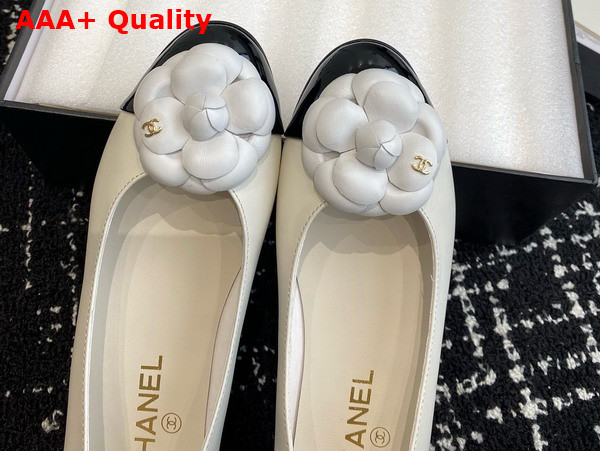 Chanel Ballet Flats with Flower in White Lambskin Replica