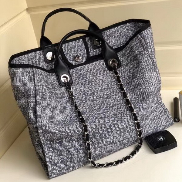 Chanel Beach Bag in Grey Canvas and Calfskin