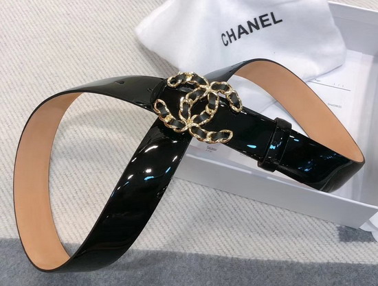 Chanel Belt in Black Patent Leather with Gold Chain CC Buckle