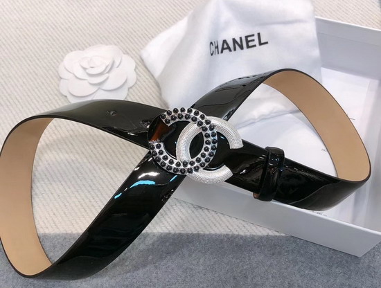 Chanel Belt in Black Patent Leather with Silver Pearl CC Buckle