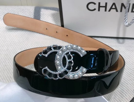 Chanel Belt in Black Patent Leather with Silver Pearl and Chain CC Buckle