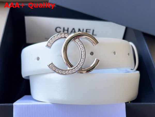 Chanel Belt in White Smooth Leather with Silver CC Belt Buckle Replica