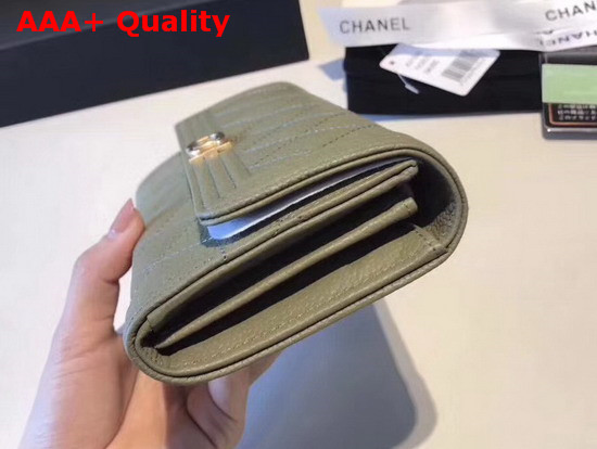 Chanel Boy Chanel Flap Wallet in Green Grained Calfskin Replica