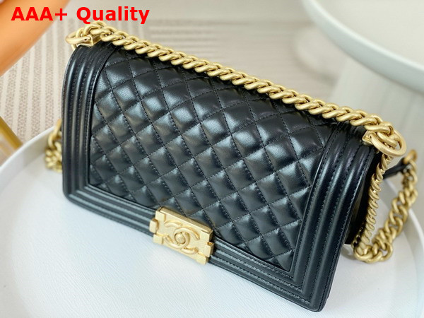 Chanel Boy Chanel Handbag Lambskin Gold Tone Metal Black Ref A67086 Replica