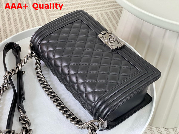 Chanel Boy Chanel Handbag Lambskin Ruthenium Finish Metal Black Ref A67086 Replica