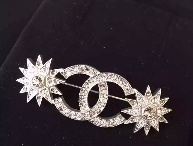 Chanel Brooch 002 for Sale