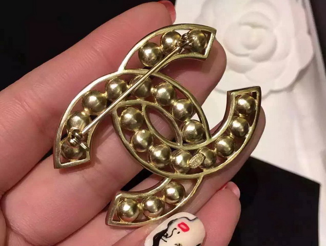 Chanel Brooch 004 for Sale