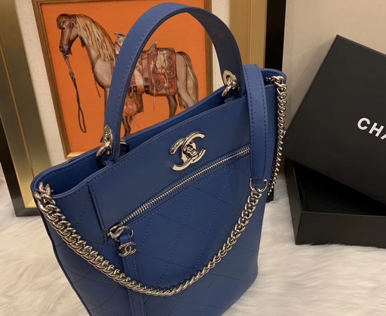 Chanel Bucket Bag in Blue Calfskin AS0577