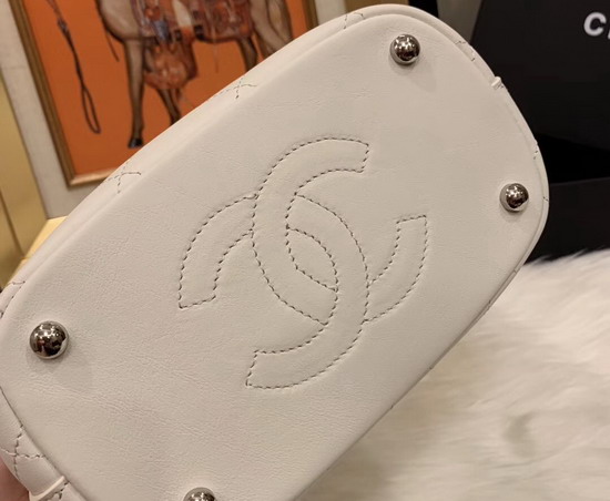 Chanel Bucket Bag in White Calfskin AS0577