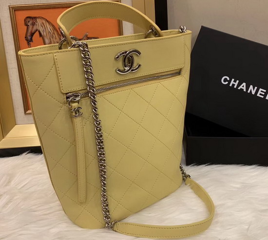 Chanel Bucket Bag in Yellow Calfskin AS0577