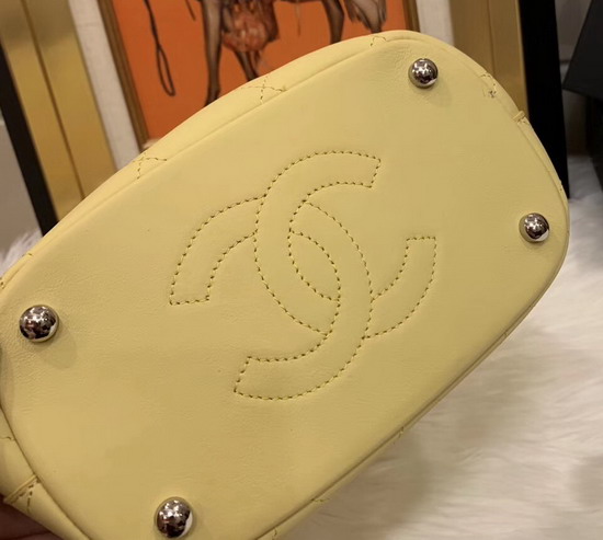 Chanel Bucket Bag in Yellow Calfskin AS0577