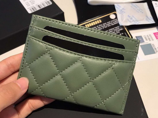 Chanel Card Holder in Green Lambskin