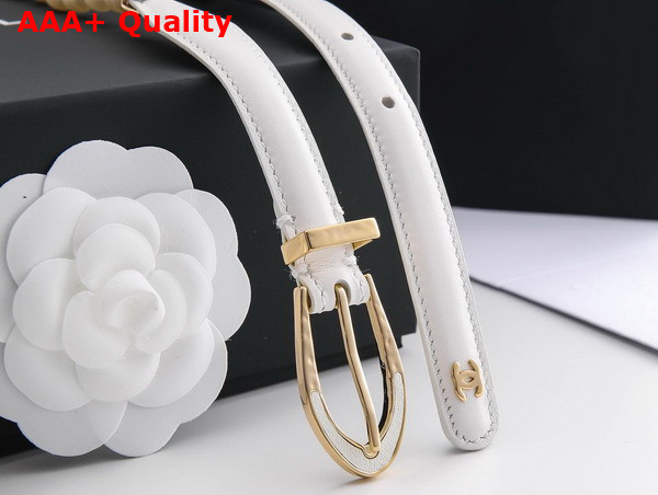 Chanel Chain Belt Glass Pearls Lambskin and Metal White and Pearly White Ref AA9708 Replica