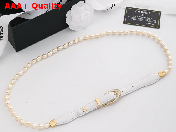 Chanel Chain Belt Glass Pearls Lambskin and Metal White and Pearly White Ref AA9708 Replica