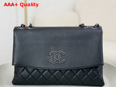 Chanel Chain Shoulder Bag in Black Grained Calfskin Replica