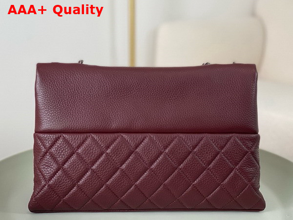 Chanel Chain Shoulder Bag in Burgundy Grained Calfskin Replica