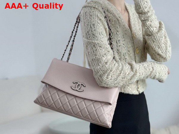 Chanel Chain Shoulder Bag in Pink Grained Calfskin Replica