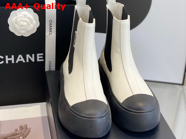 Chanel Chelsea Ankle Boots in White Calfskin Replica