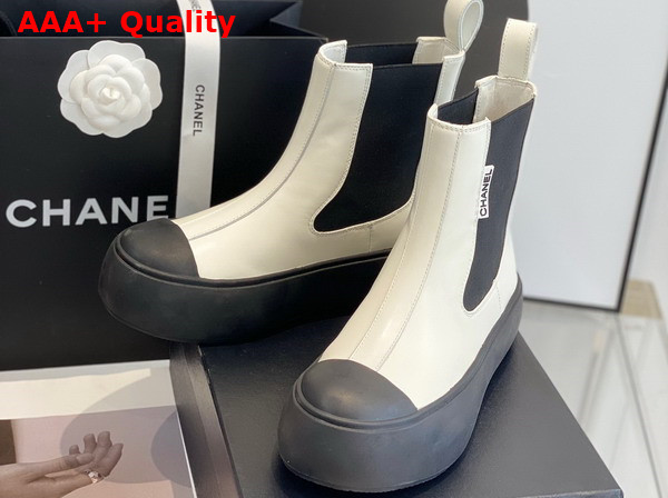 Chanel Chelsea Ankle Boots in White Calfskin Replica