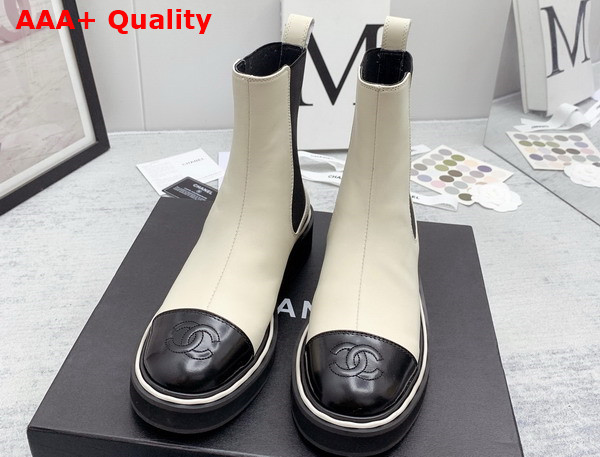 Chanel Chelsea Boots in White and Black Calfskin Replica