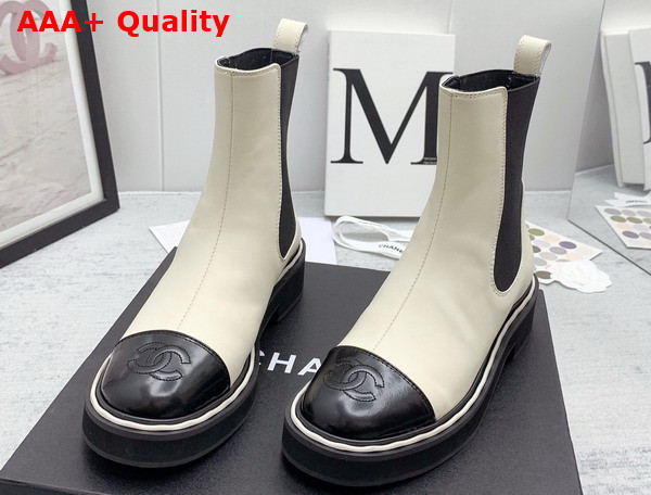 Chanel Chelsea Boots in White and Black Calfskin Replica