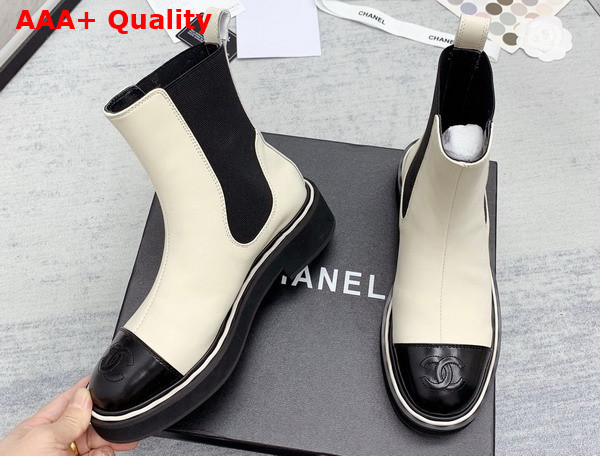 Chanel Chelsea Boots in White and Black Calfskin Replica