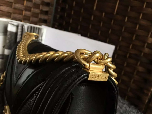 Chanel Chevron Le Boy Black Calfskin for Sale