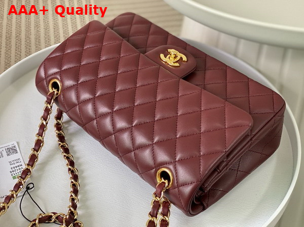 Chanel Classic 11 12 Handbag in Burgundy Lambskin Gold Tone Metal Ref A01112 Replica