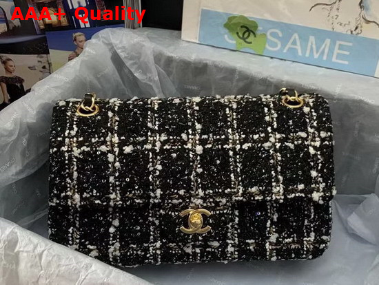 Chanel Classic Flap Bag in Check Tweed Replica