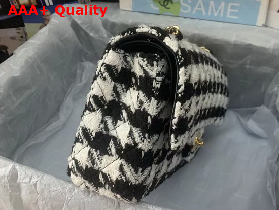 Chanel Classic Flap Bag in Houndstooth Tweed Replica