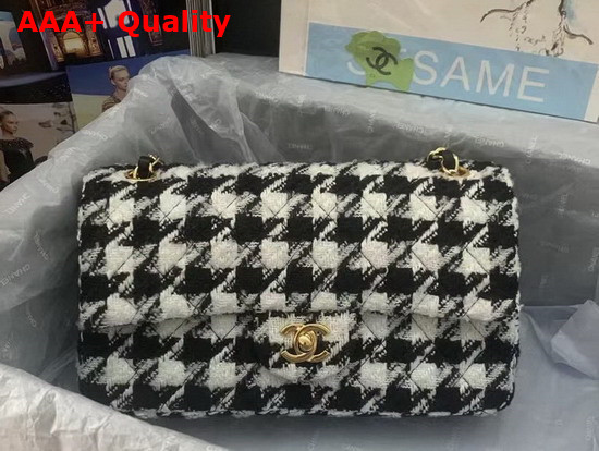 Chanel Classic Flap Bag in Houndstooth Tweed Replica