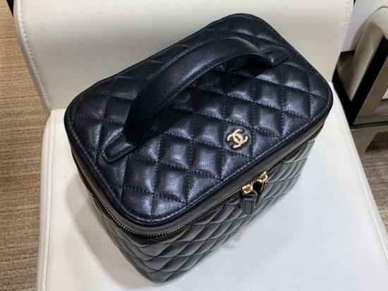 Chanel Classic Vanity Pouch in Black Grained Calfskin A80913